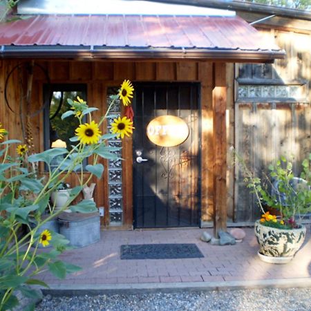 Silver River Adobe Inn Bed And Breakfast Farmington Exterior foto
