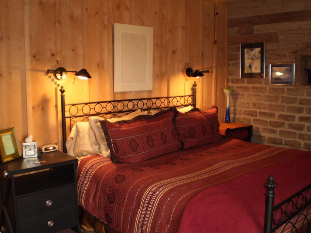 Silver River Adobe Inn Bed And Breakfast Farmington Exterior foto